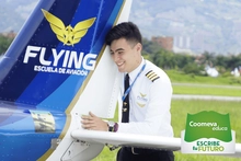 Escuela de Aviacion Flying