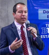 Andr&eacute;s Libreros