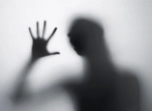 &iquest;Por qu&eacute; muchas mujeres maltratadas contin&uacute;an al lado de su agresor?